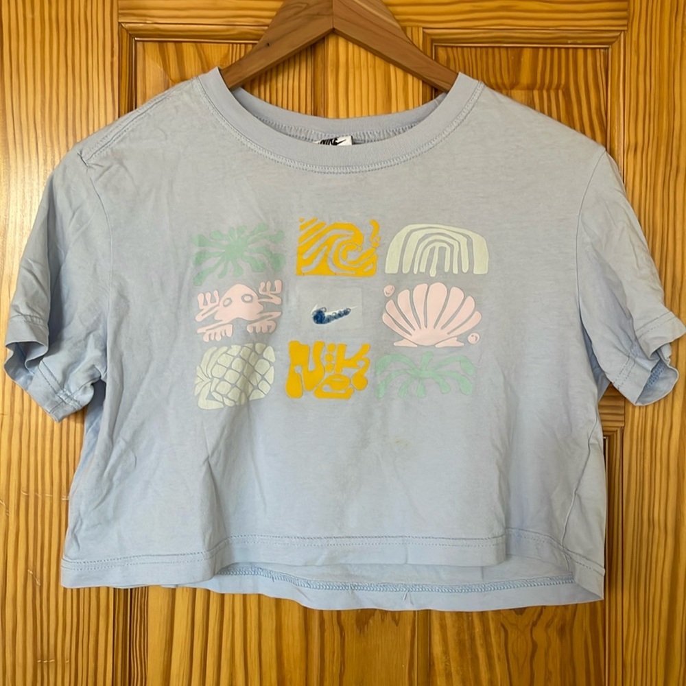 Nike loose crop top